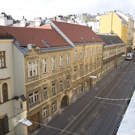 Balcony Dream Mariahilf Top 29 Vienna Exterior photo